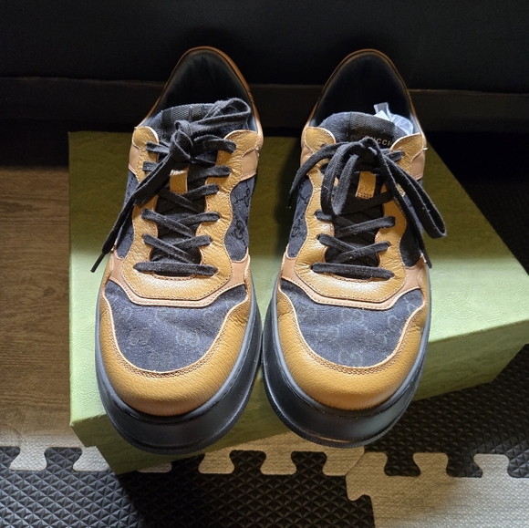 Men's Gucci Boots - Picture 3 of 8